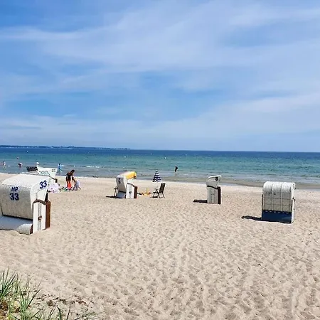 Summer House By The Sea Comfortable בית נופש *